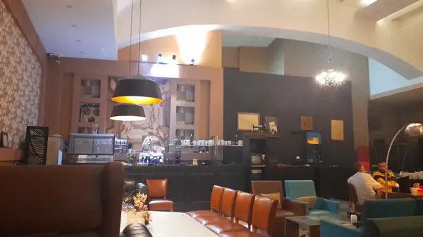  کافی شاپ رستوران یوتاب