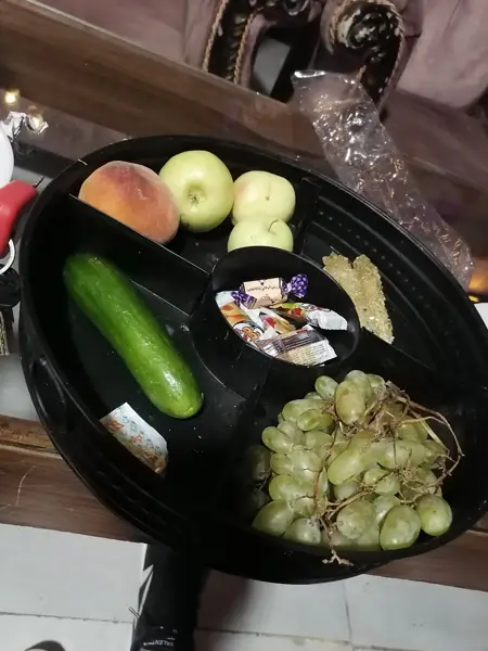  Hamishegi Restaurant Garden