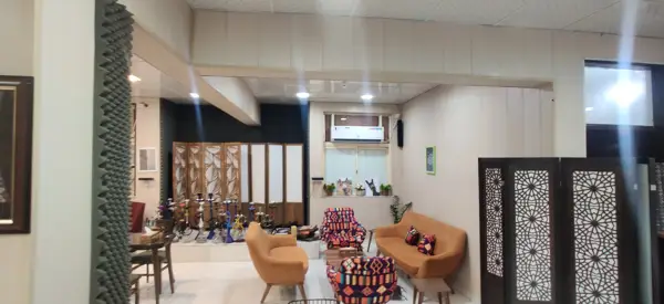  H Cafe