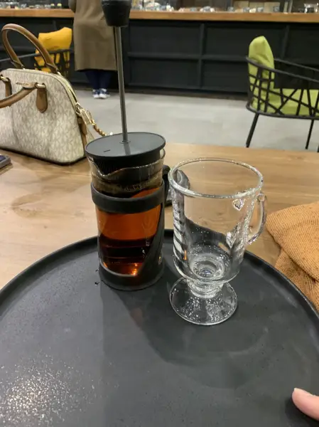  SAJ CAFE BAKERY