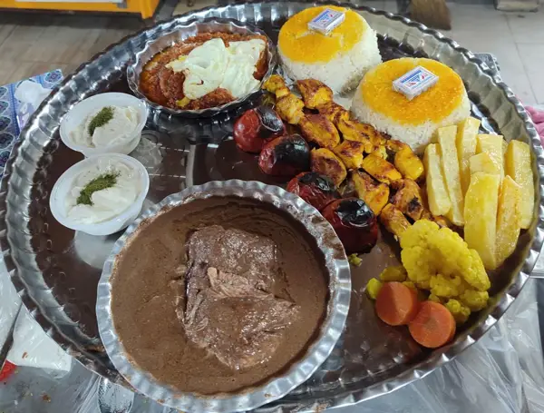  کافه رستوران بهشت گمشده