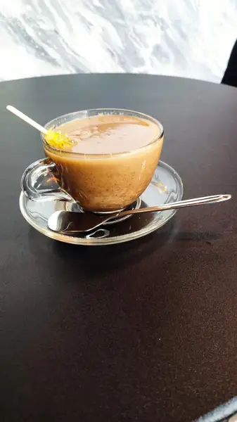 کافه بنفش