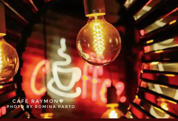 Raymon Cafe