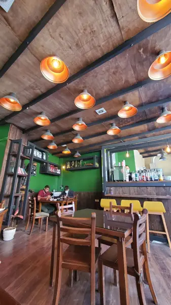 کافه دلمو Delmo Cafe