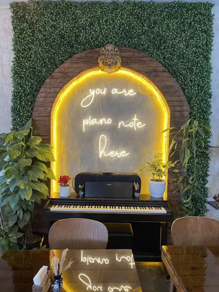 Piano Cafe کافه پیانو