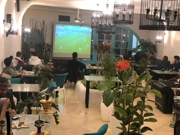 کافه رستوران حیات نو