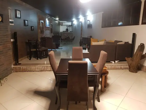  کافه پاییز