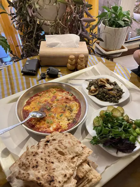 کافه صبحانه اردوان