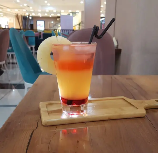  کافه کلارو Cafe Claro