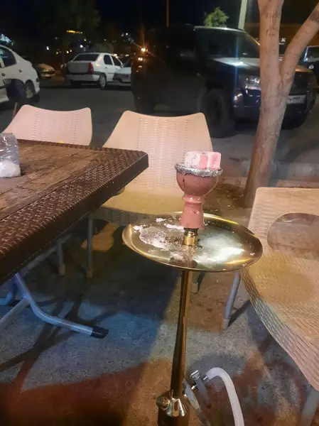  Bir cafe