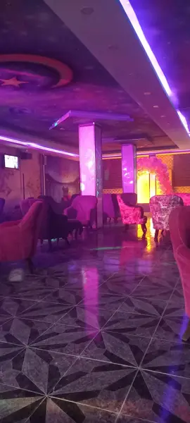  کافه سنتی ماه و ستاره