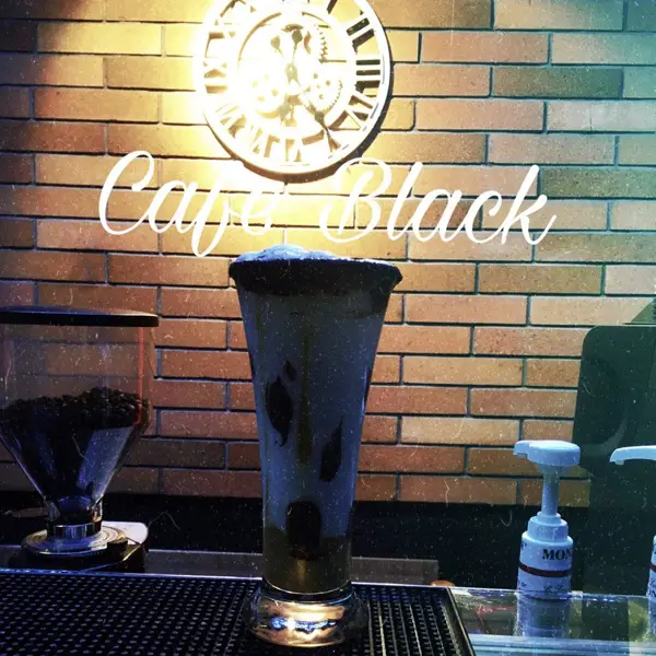  Cafe Black