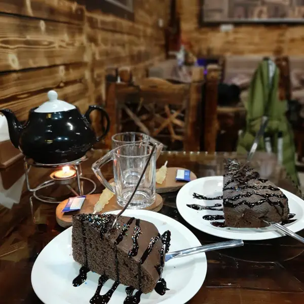  کافه دنج cafe denj