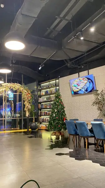  کافه بردگیم چارمان شیرازمال