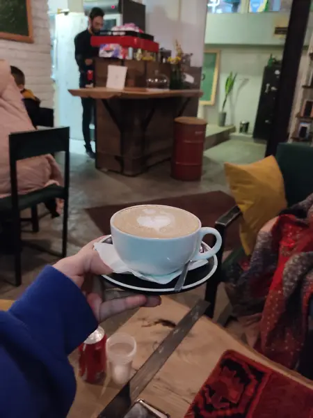  Hast Cafe
