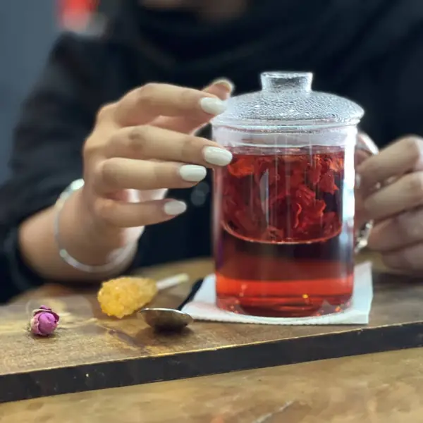  کافه رستوران هم رفیق