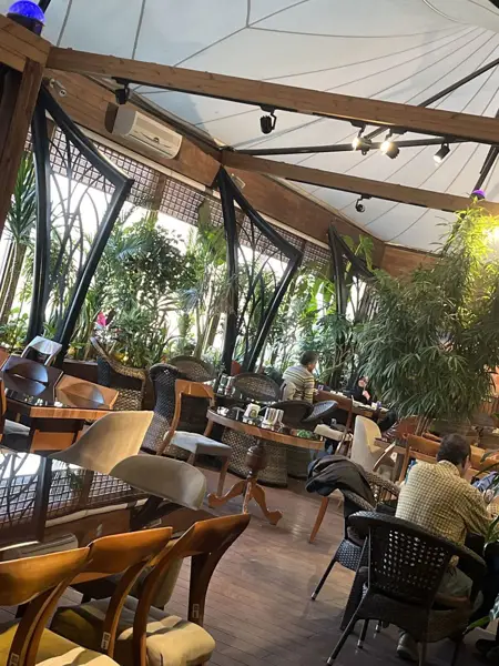  رستوران ملل
