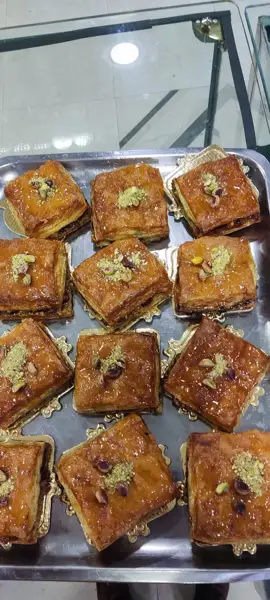  كافه بستني بيستون