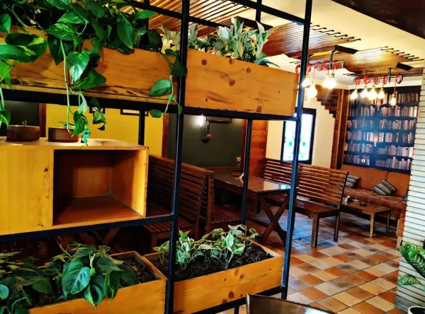 Cafe Parkway