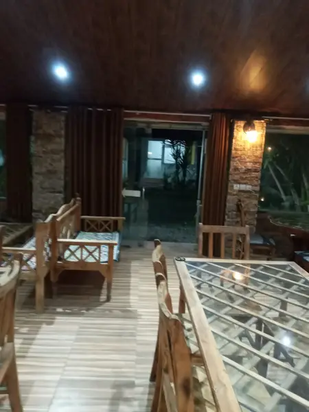 کافه شکوفه