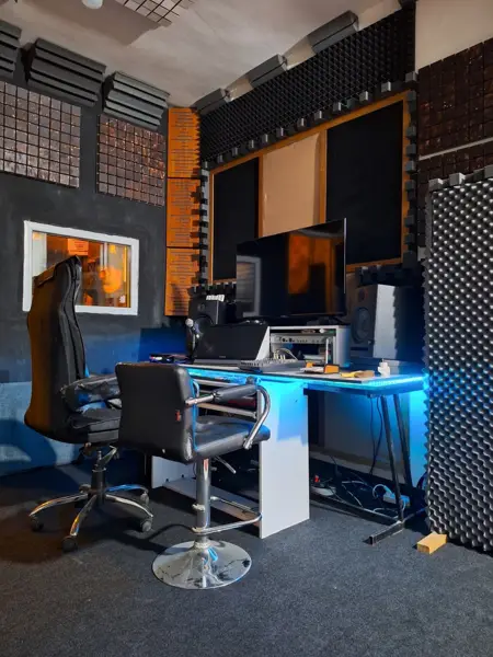  اتاق ضبط و کنترل