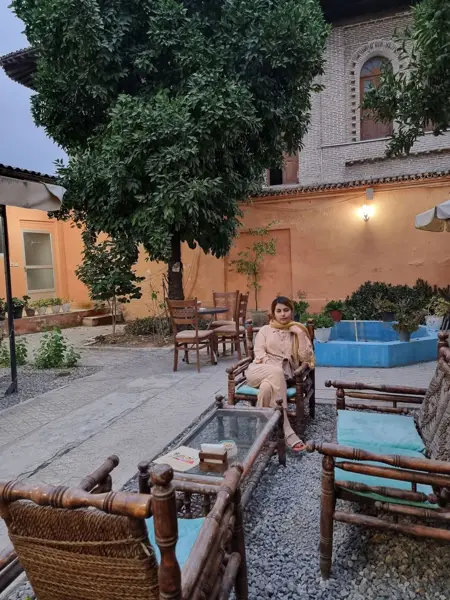  Cafe Nam (کافه نم)