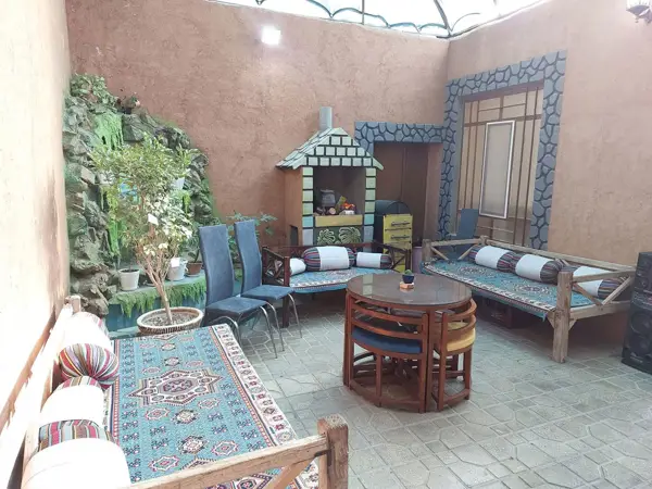  Café Patogh