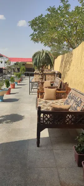 کافه سفره خانه هشت بهشت
