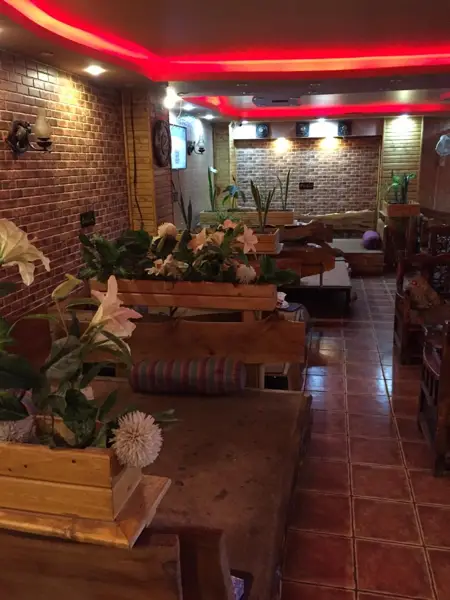 کافه گندم طلایی