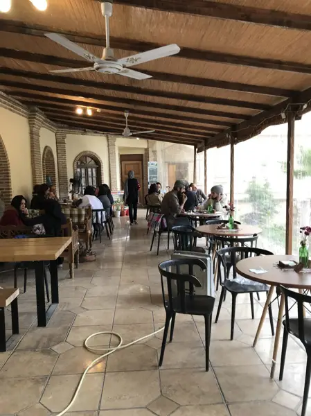 Moghadam Cafe