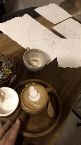  Meze Coffee