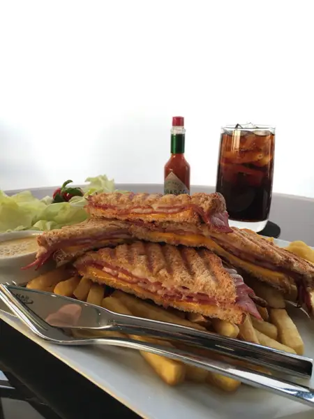  کافه کتاب