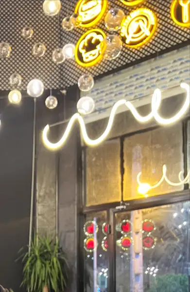 رستوران بایگ . Bayg
