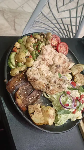  Vnk cafe