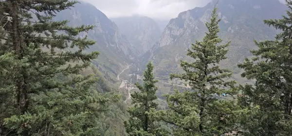 کافه رستوران آهیل اشکور