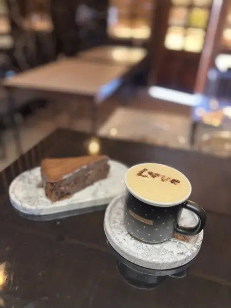  عربیکا کافه