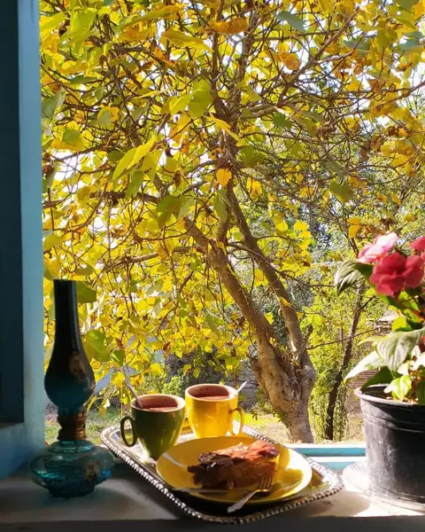 کافه و شربت خانه عطرچی