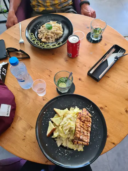  Cafe & lounge la bonte