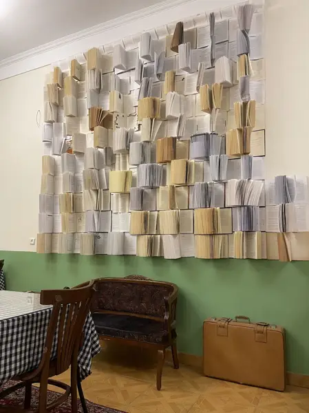  کافه عمارت راز السلطنه