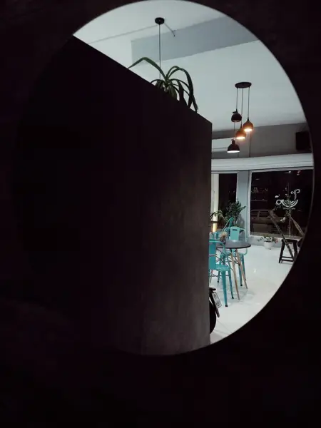  Gray cafe