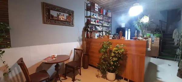  Cafe Balloot کافه بلوط
