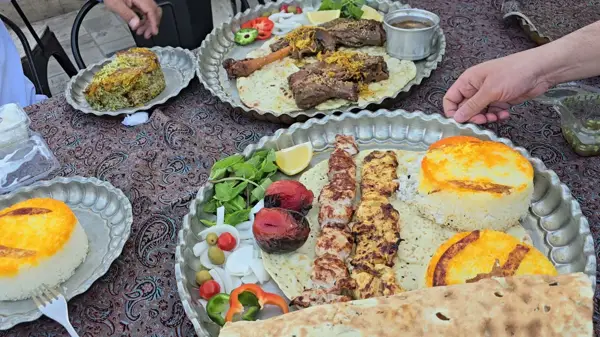  مجموعه رستوران باکویه