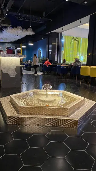  کافه بردگیم چارمان شیرازمال