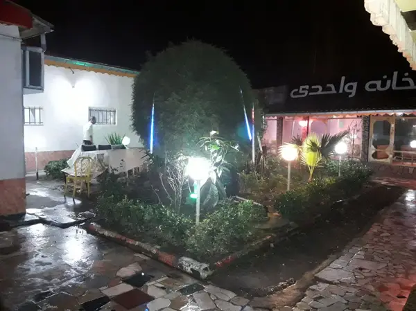  كافه رستوران واحدى