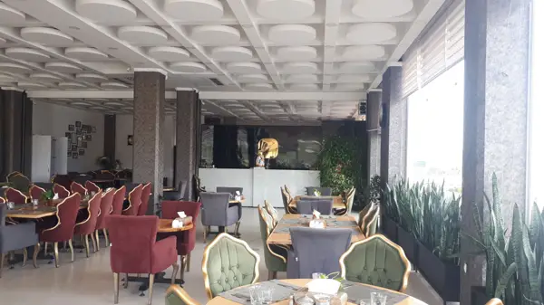  API Pazz Restaurant