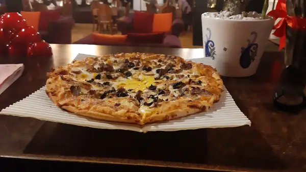  Cafe omid