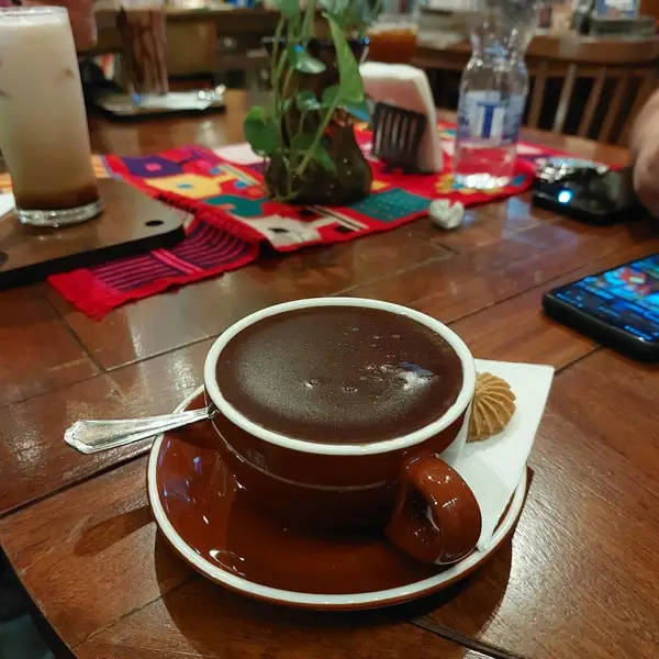  کافه موزه رشت