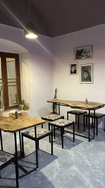 Maman Mozhi cafe