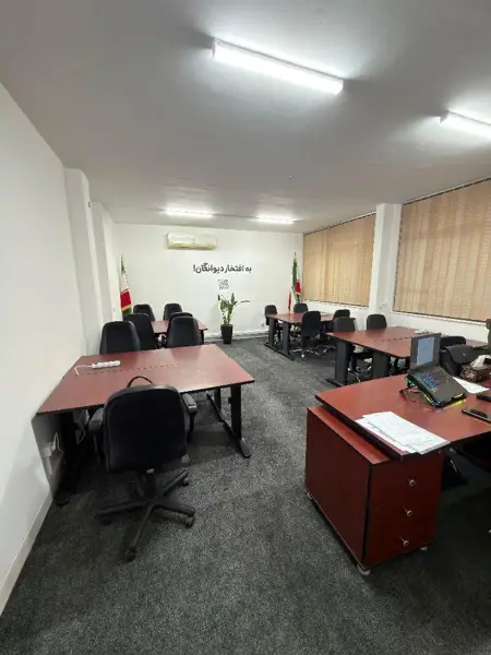  سالن کار جمعی (Co - Work Studio)