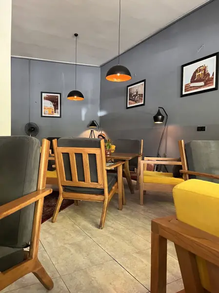  cafe.Upanishot